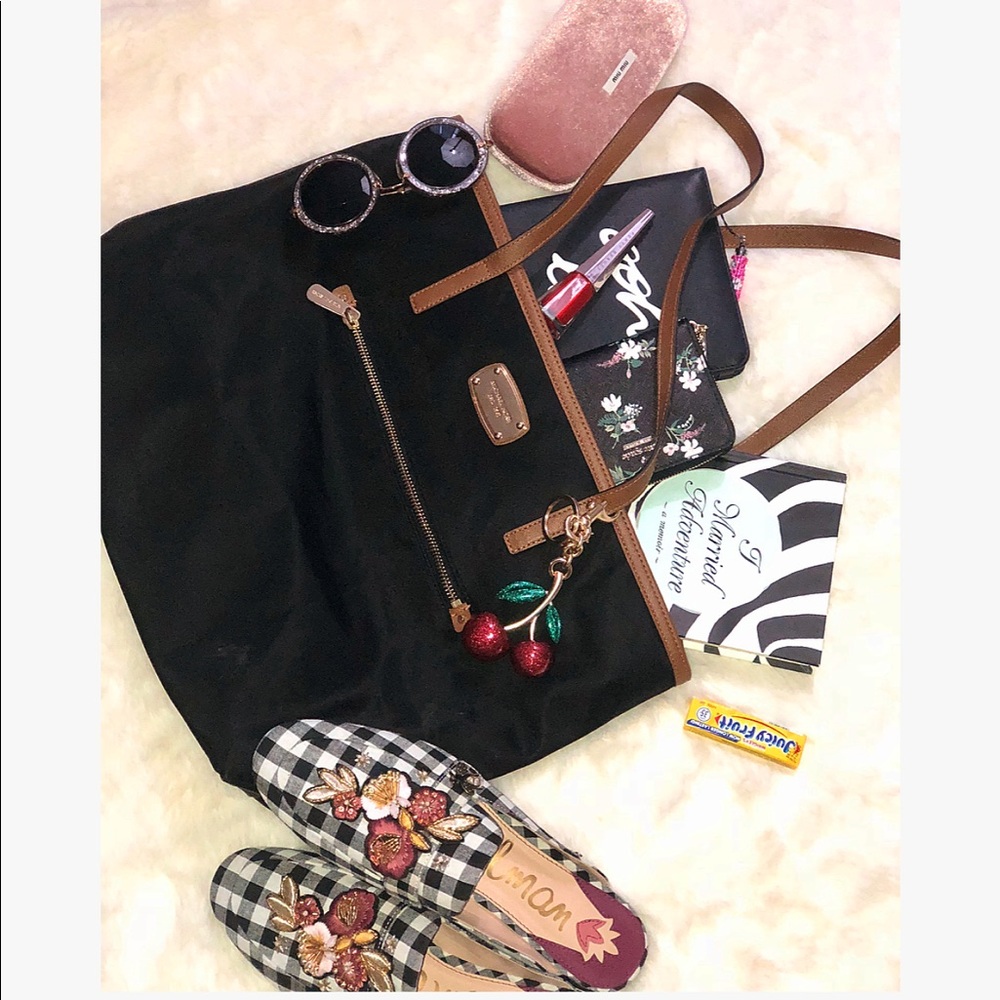 Michael Kors Mantauk black Nylon Top Zip Tote